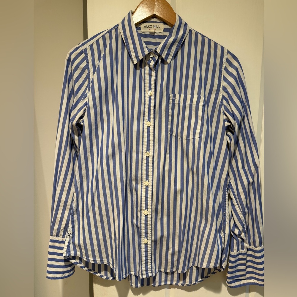 Alex Mill Blue & White Stripe Button-Down Shirt